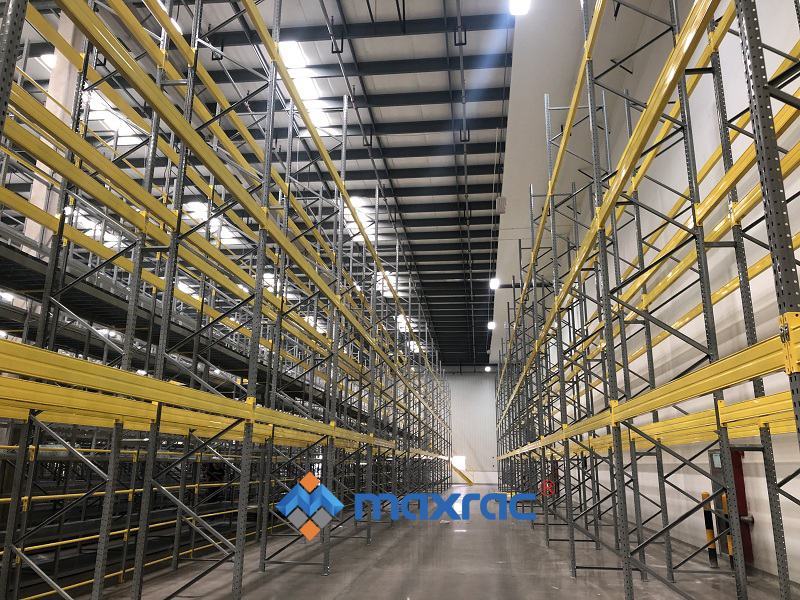 Steel Mezzanine Platform for Leading E-commerce Service Provider Steel Mezzanine Platform for Leading E-commerce Service Provider